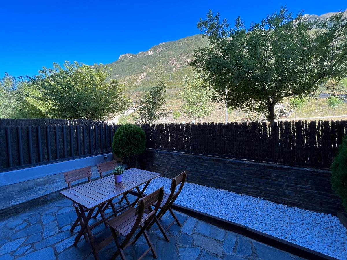 Apartmán B49 - Bajo Con Jardin Peguera - Villmor Benasque Exteriér fotografie